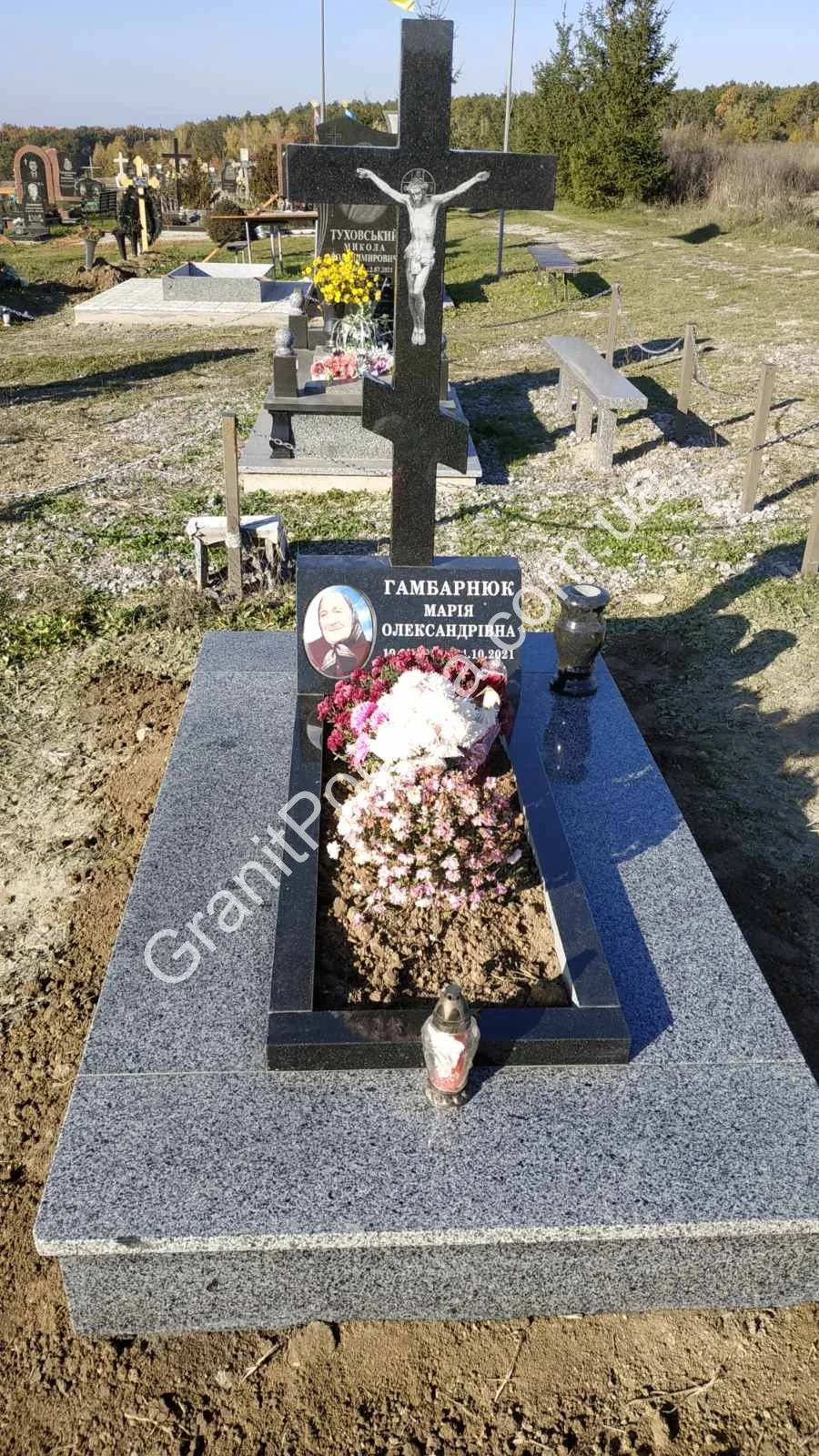 Одинарний пам'ятник з граніту - Кам'янець-Подільський | GranitPodillya